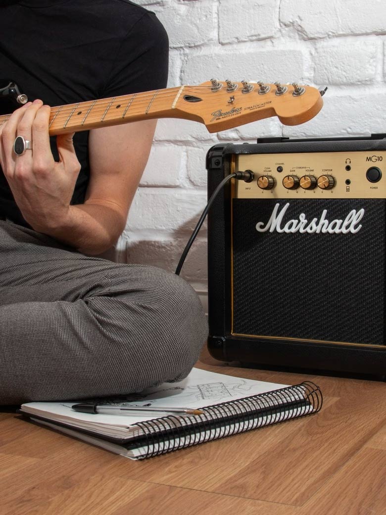 ampli-dan-guitar-marshall-combo-mg10g-cong-suat-10w