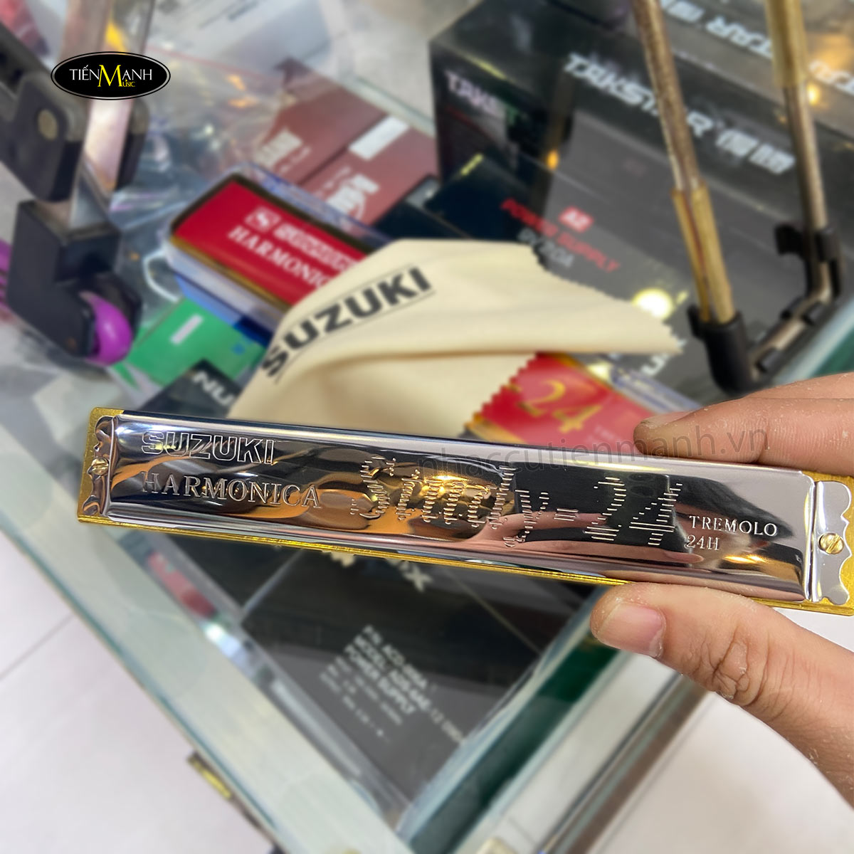 ken-harmonica-suzuki-study-24-45678.j