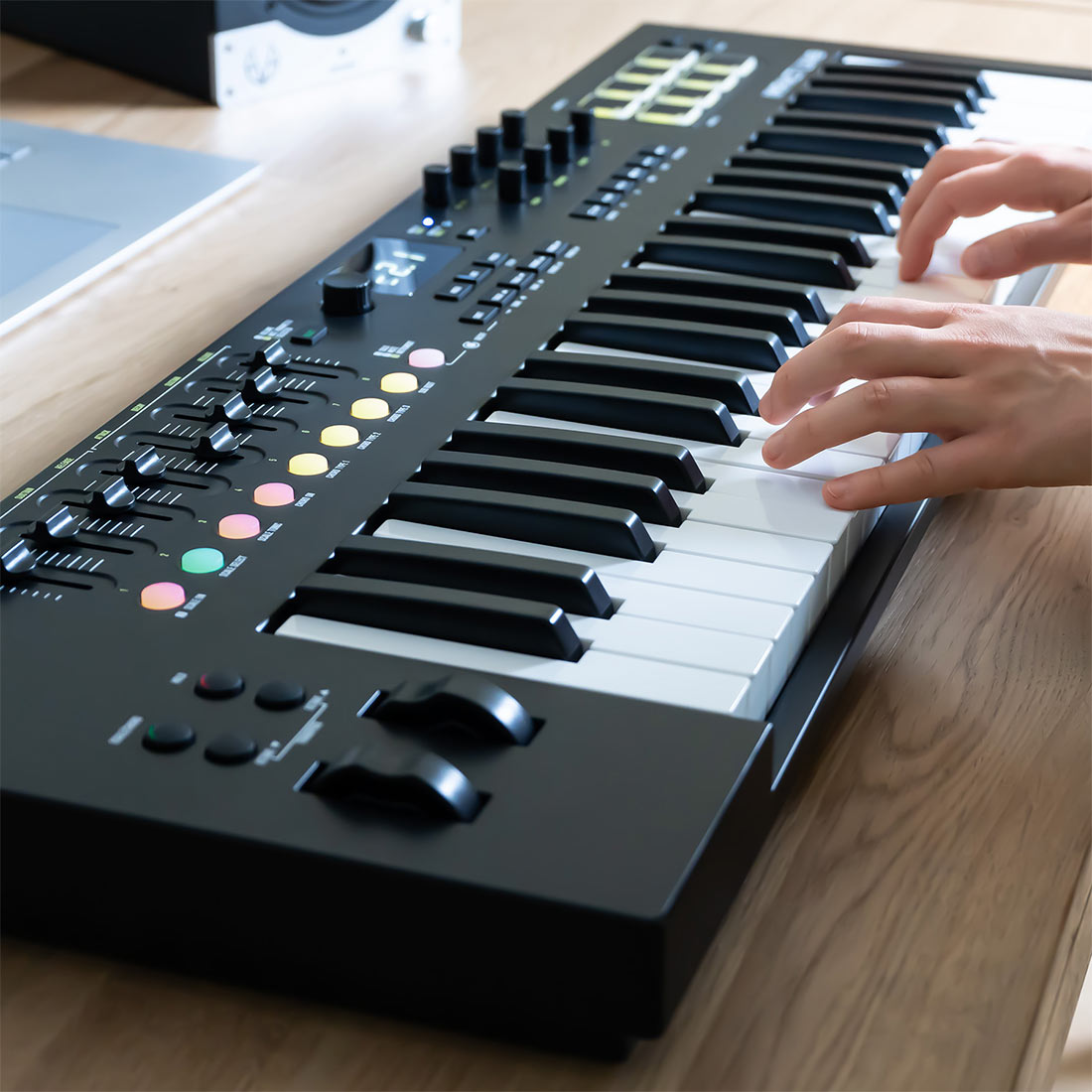 Đàn Nektar Impact LX61 MK3, Keyboard Midi Controller 61 phím