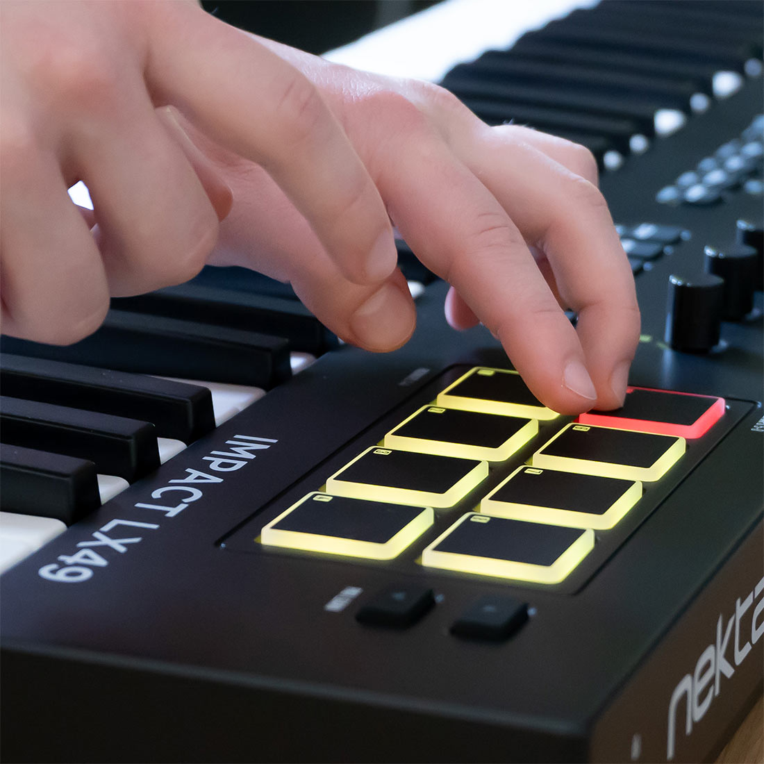 Đàn Nektar Impact LX61 MK3, Keyboard Midi Controller 61 phím