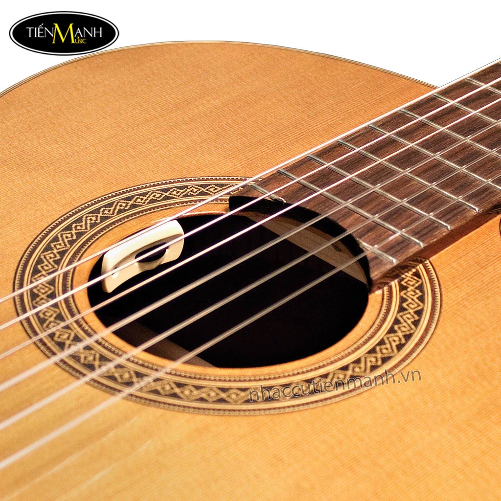 lr-baggs-anthem-sl-nylon-string-guitar-pickup