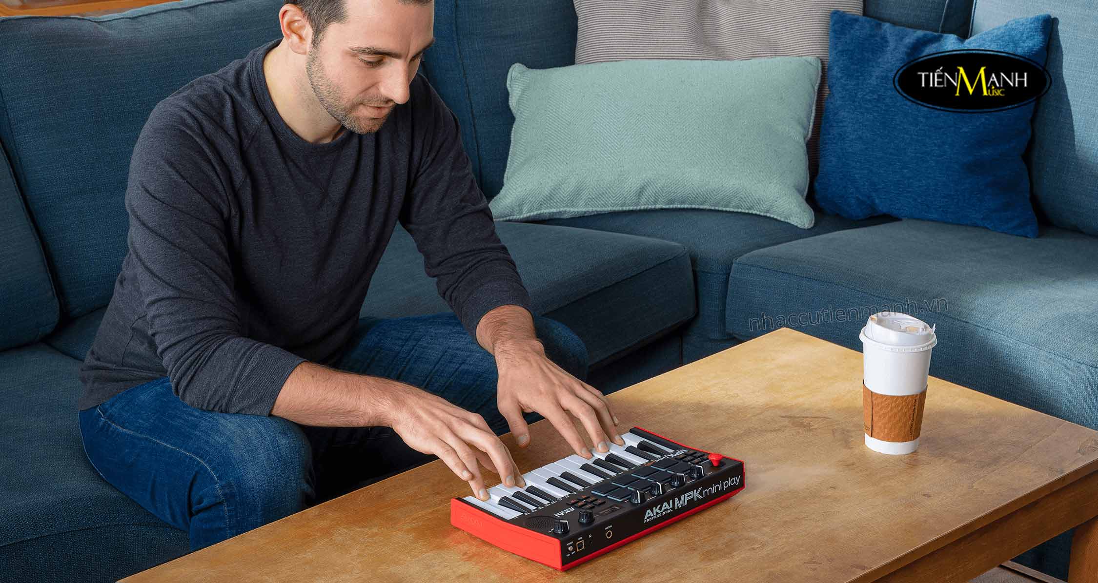 akai-professional-mpk-mini-play-mk3-portable-keyboard-midi-controller