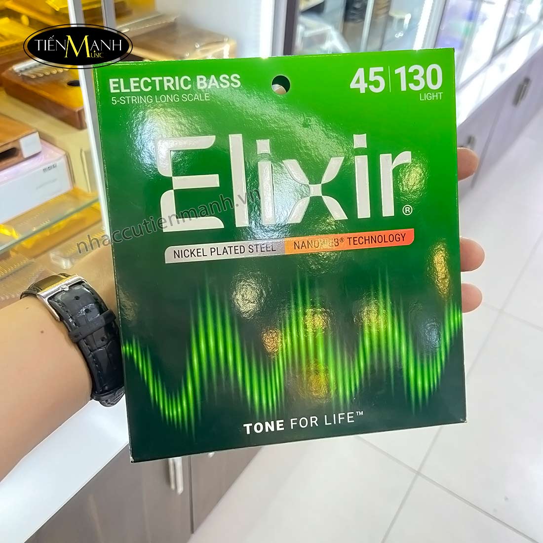 day-dan-guitar-bass-elixir-14202-45-130-nanoweb-light-long-scale-5-string-bass-strings