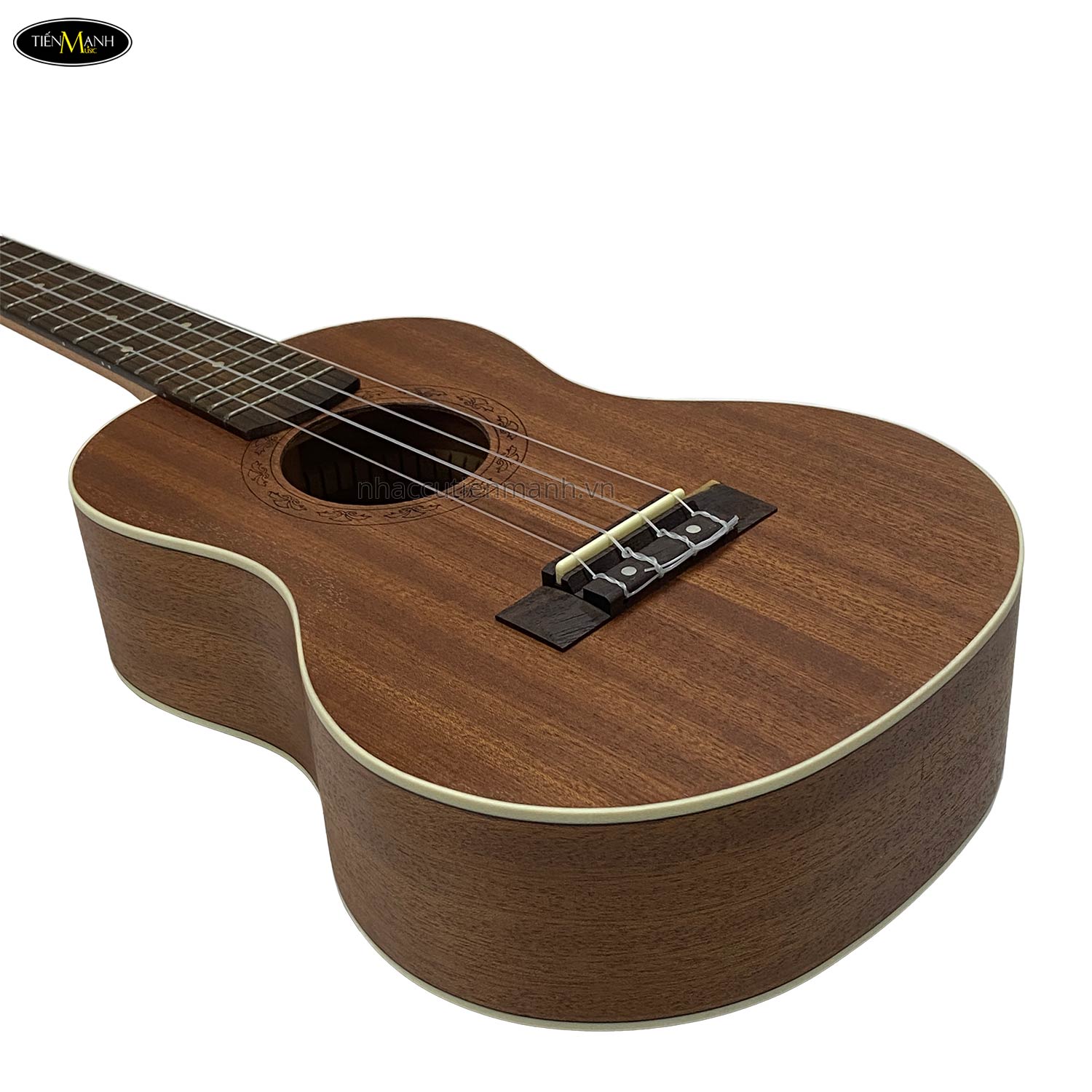 dan-ukulele-tenor-moani-2640