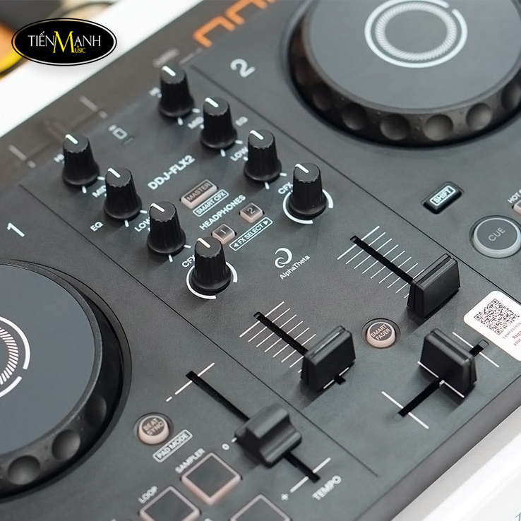 ban-dj-alphatheta-ddj-flx2-2-kenh
