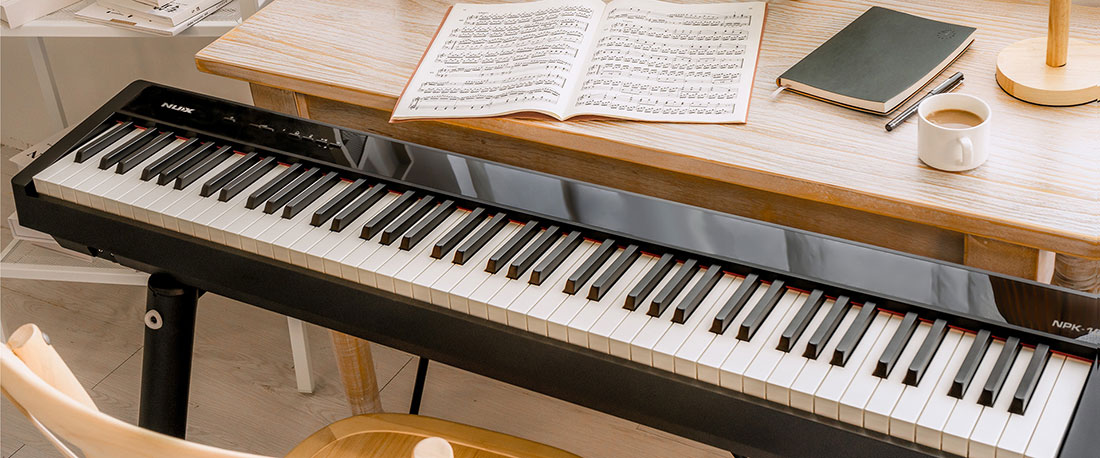 dan-piano-dien-nux-npk-10-88key-portable-piano