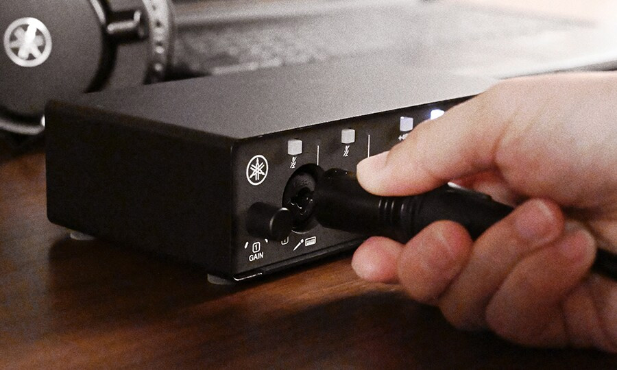 Soundcard-Yamaha-UR12-MK3-Audio-Interface-5.j