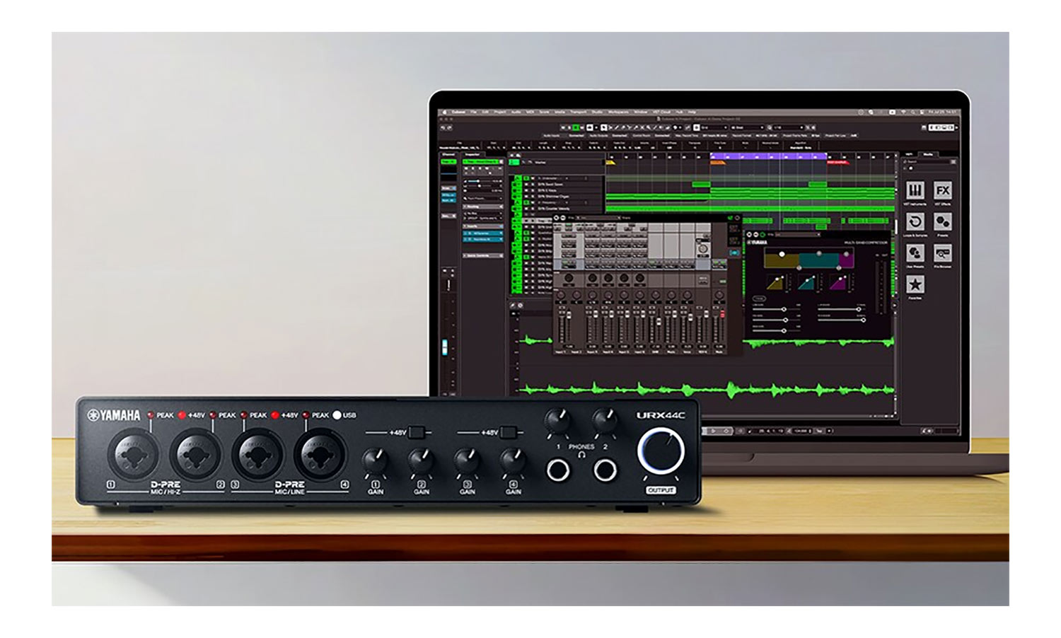 Soundcard-Yamaha-URX44C-Audio-Interface-1.j