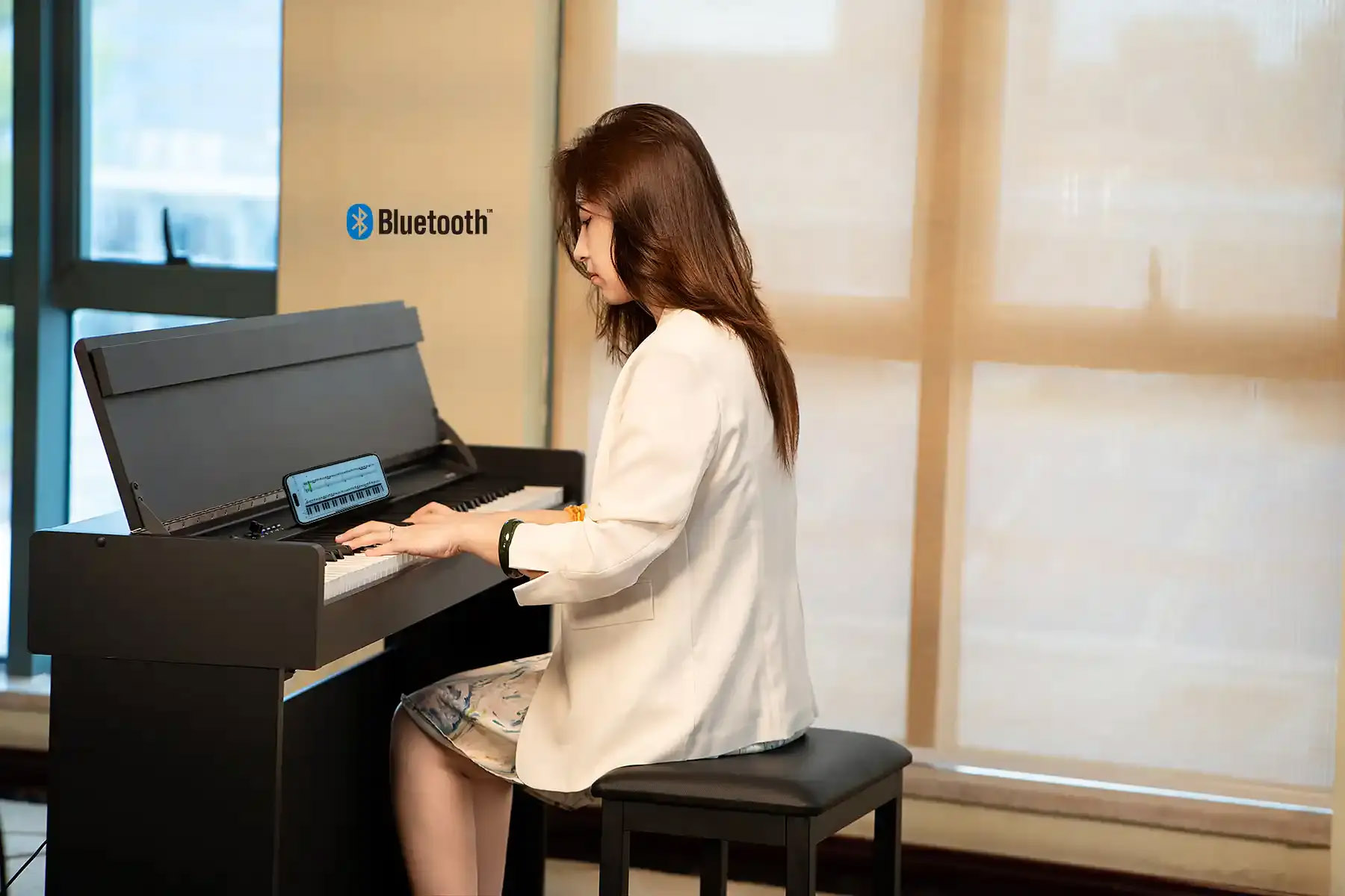 dan-piano-dien-nux-nck330-upright-digital-piano