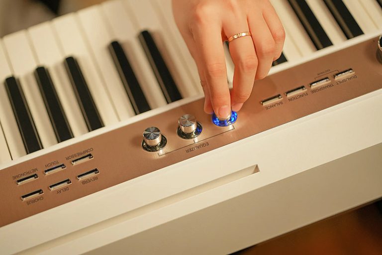 dan-piano-dien-nux-npk20-portable-digital-piano
