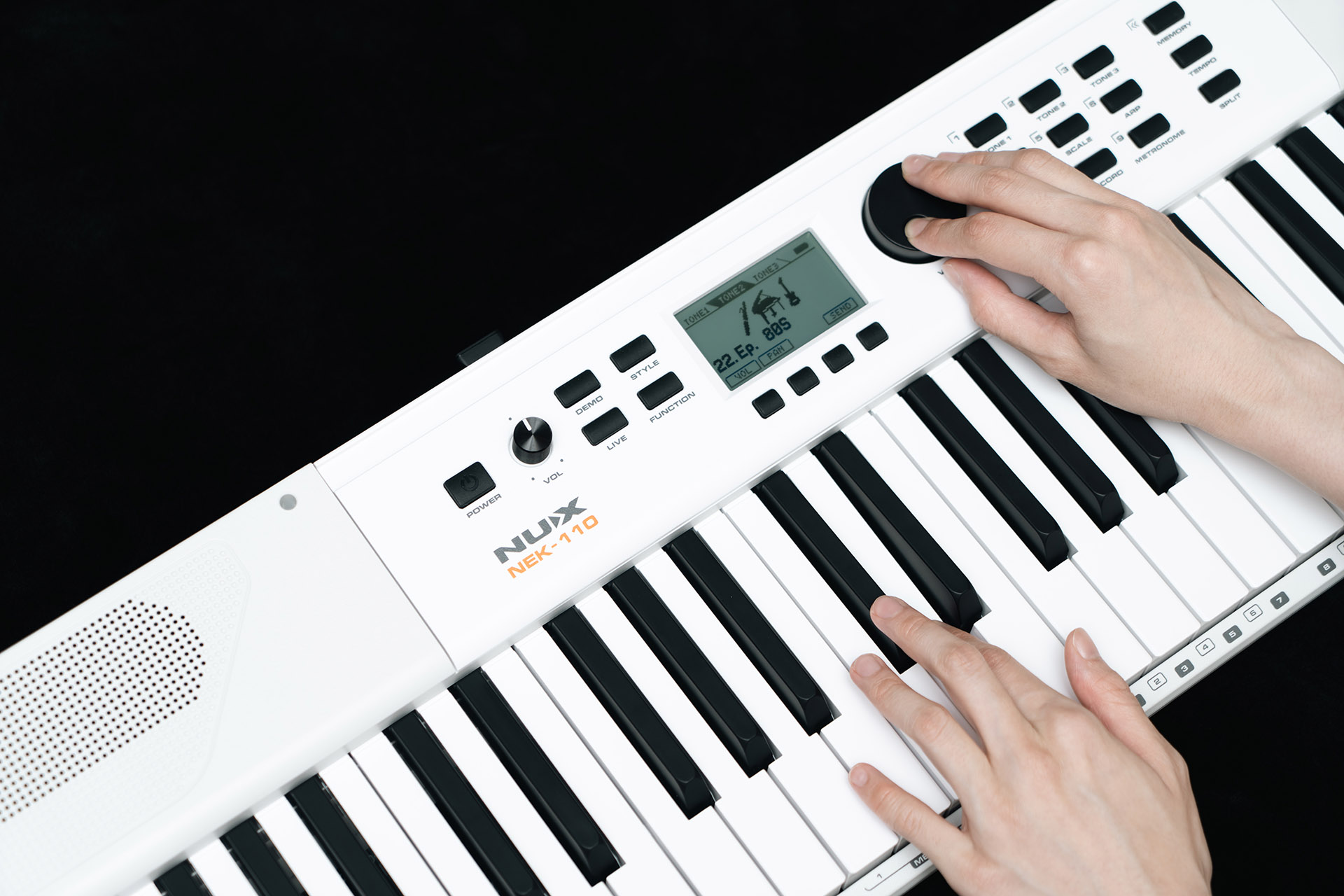 dan-organ-61-phim-nux-nek110-portable-keyboard
