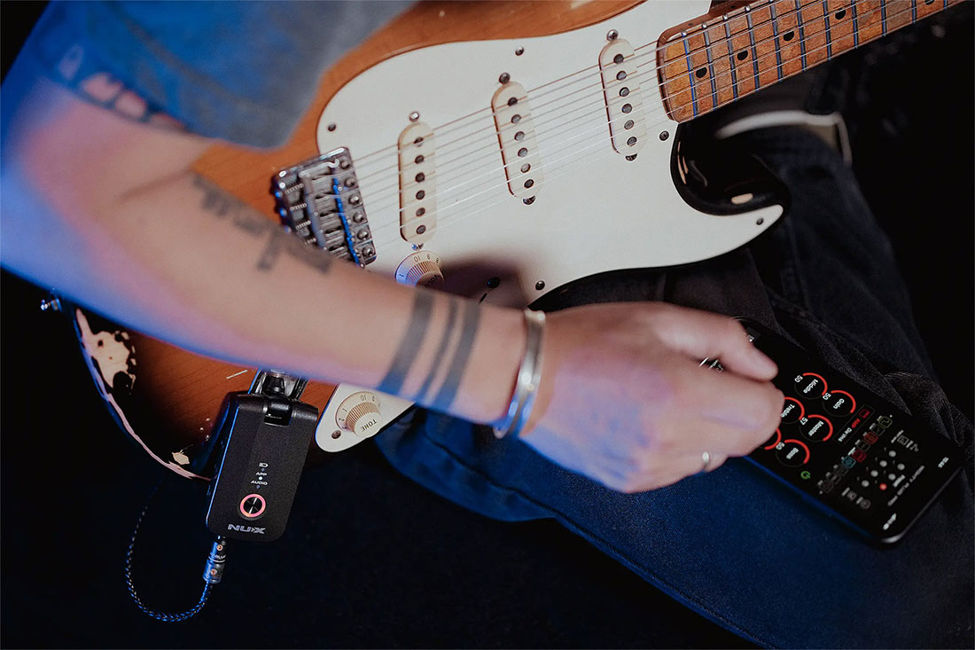 Nux Mighty Plug Pro MP3, Earphone Amplug Bluetooth Amply Cho Tai Nghe Kết Nối Guitar Electric và Bass