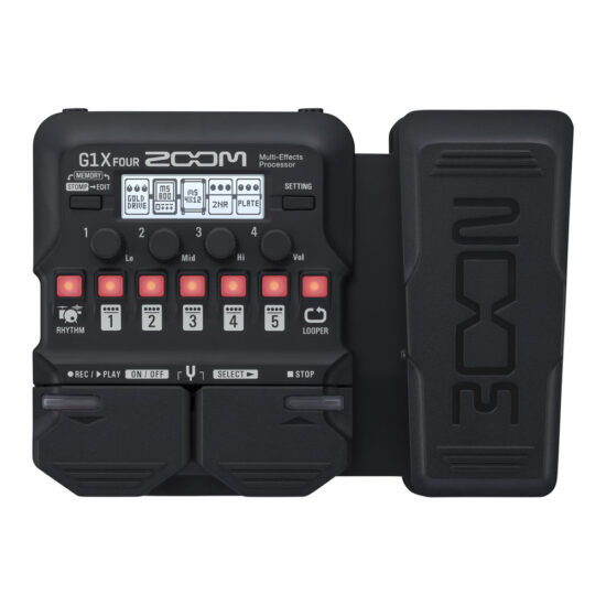 pho-guitar-zoom-g1x-four